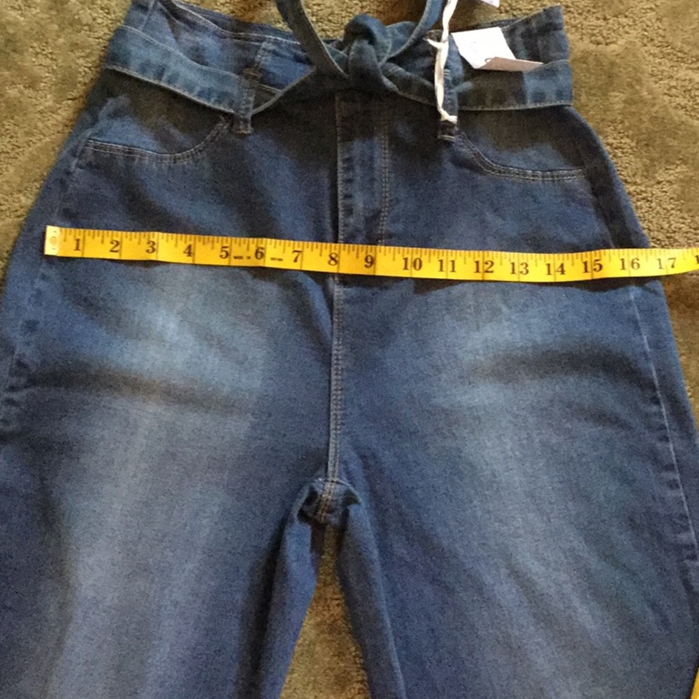 Jeans - Picture 3 of 5